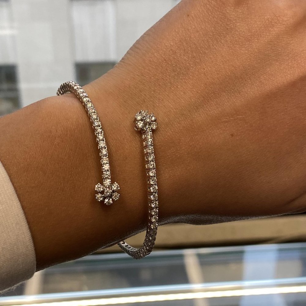 Rachel Koen Diamond Flexible Flower Bangle Bracelet 14K White Gold 3.15cttw